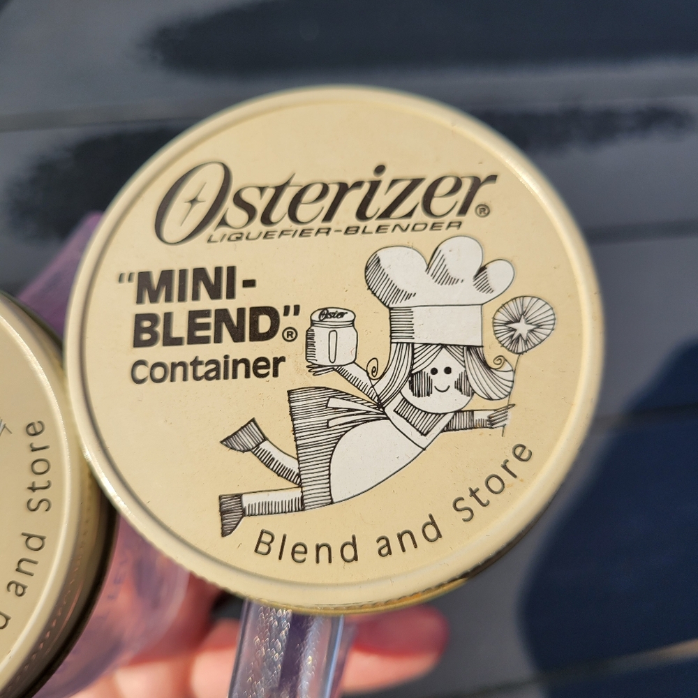 Osterizer Mini Blend Containers (2) ~ Vintage ~ Retro ~ Like New! Great Graphics